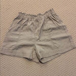 Elizabeth and James High-Waist Ruffle Elastic Shorts in Taupe